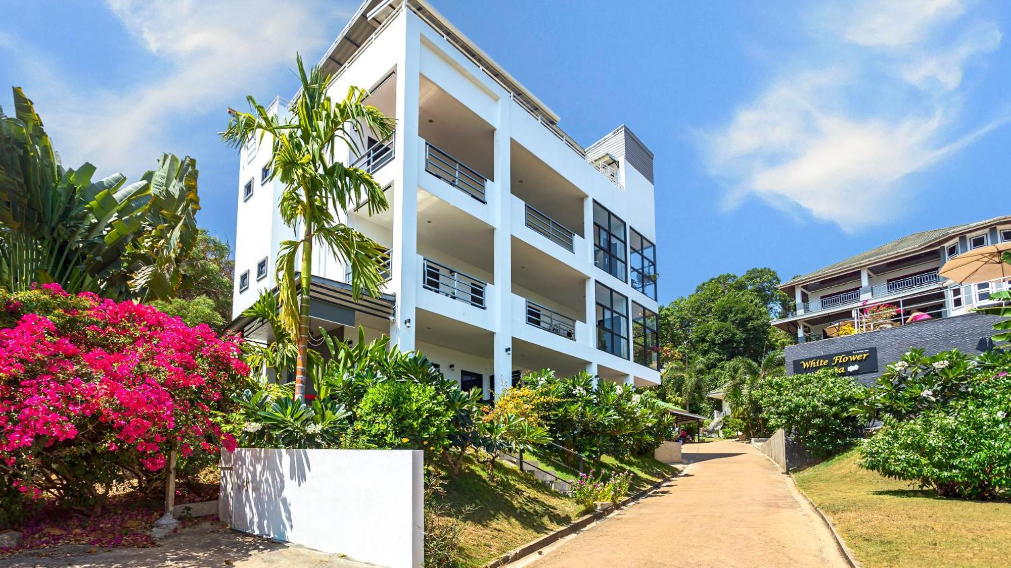 Ko Lanta ホワイト フラワー ランタアパートホテル エクステリア 写真